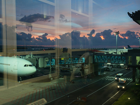 How to Start a Successful Airport Transfer Business